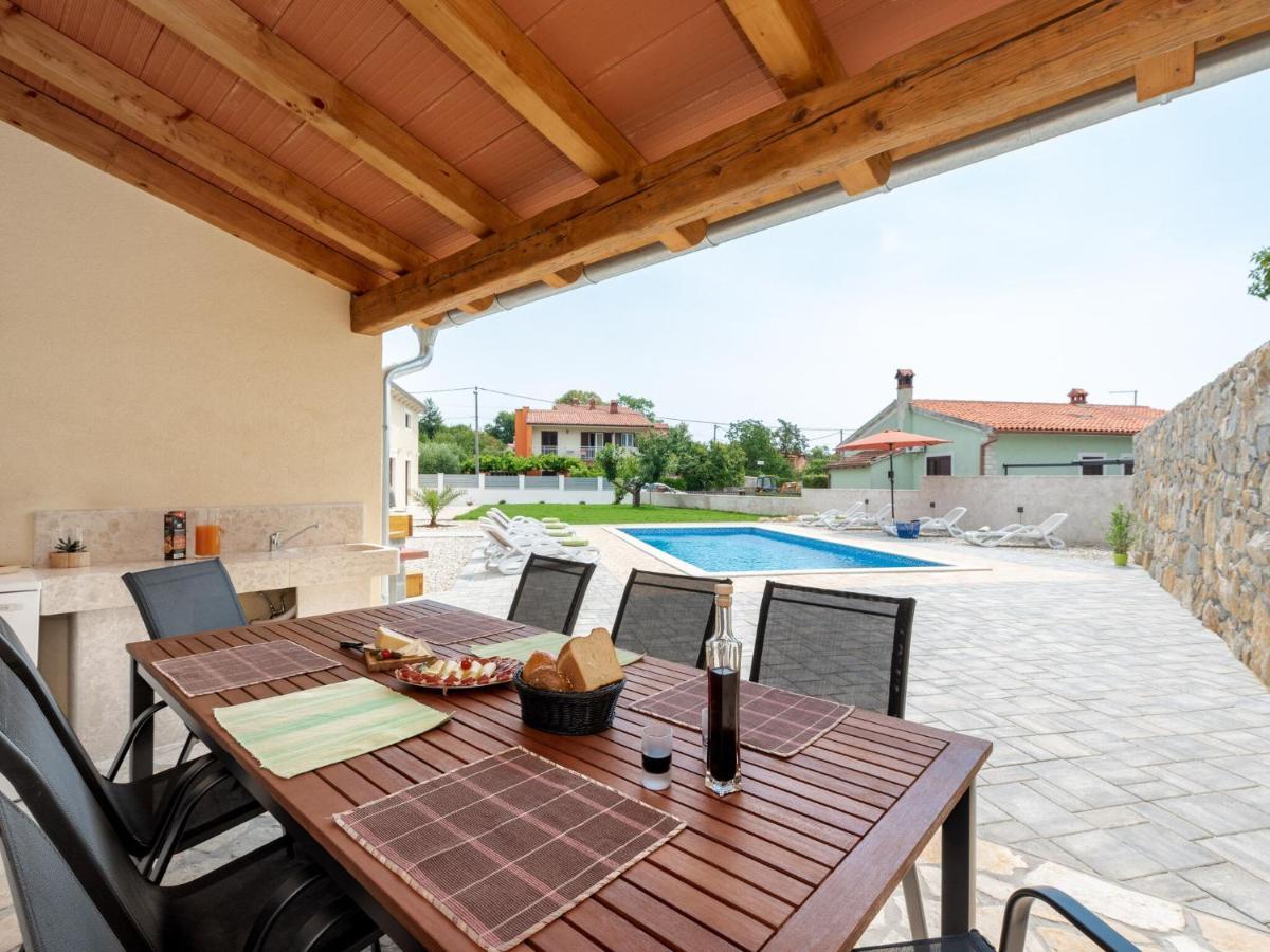 Tranquil Holiday Home In Labin With Private Swimming Pool Luaran gambar