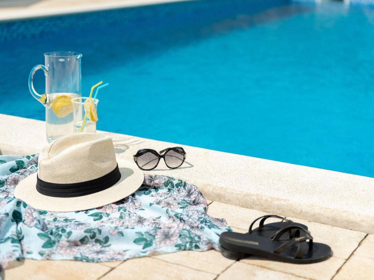 Tranquil Holiday Home In Labin With Private Swimming Pool Luaran gambar