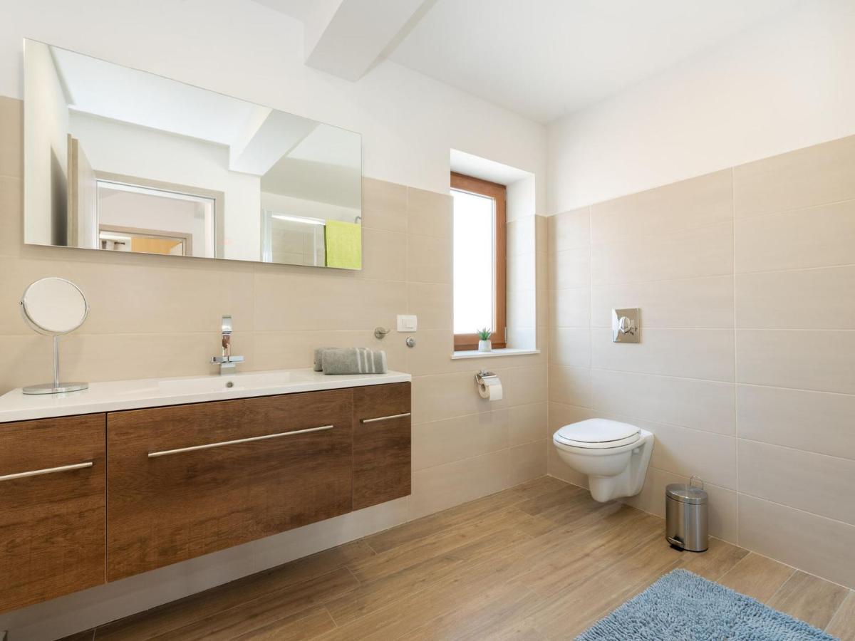 Tranquil Holiday Home In Labin With Private Swimming Pool Luaran gambar